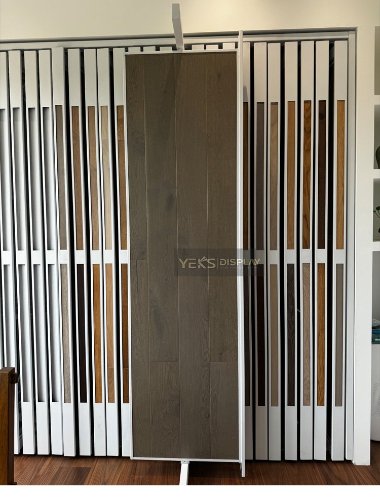 Wood Floor Sliding Metal Shelves for Showroom